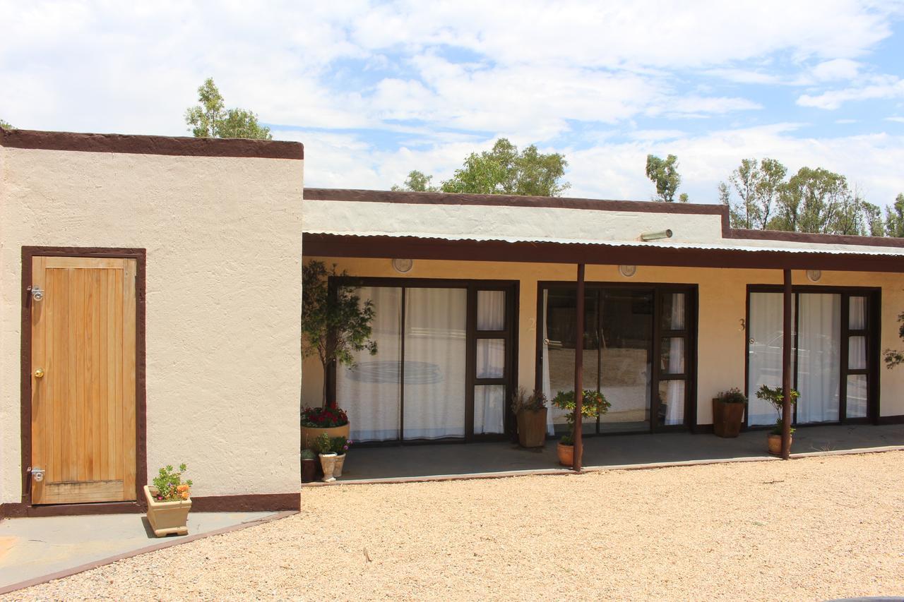 The Overnight B&B Muldersdrift Exterior photo